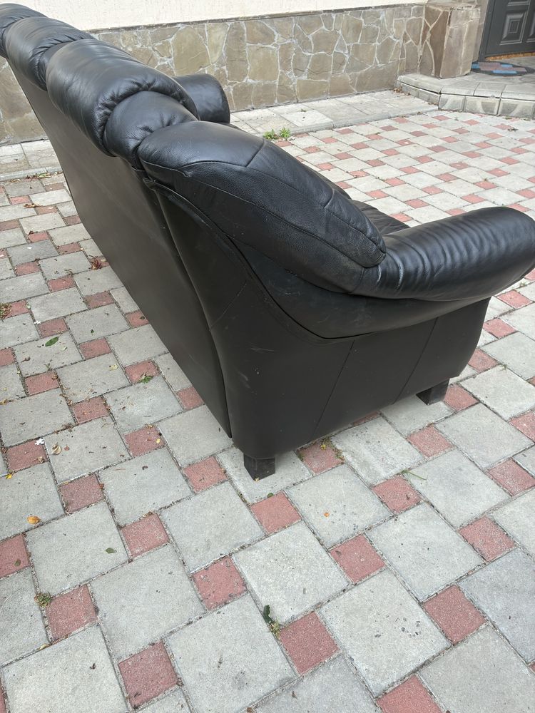 Диван кожаный не раскладной