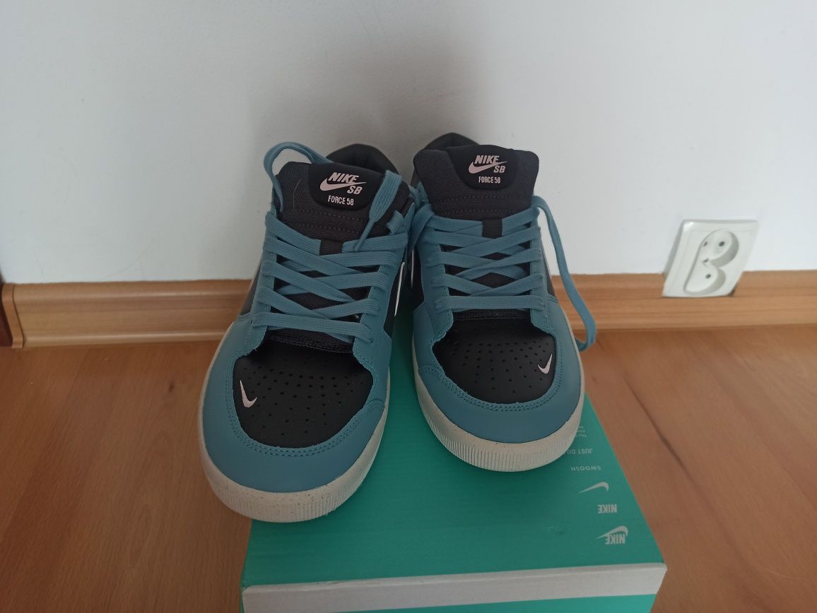 Buty Nike SB roz. 43