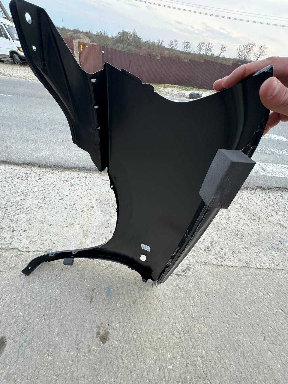 Передні Крила до Nissan Navara 2002-2006 (ціна за шт.)