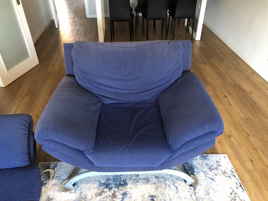 Sofa + poltrona + 6 cadeiras