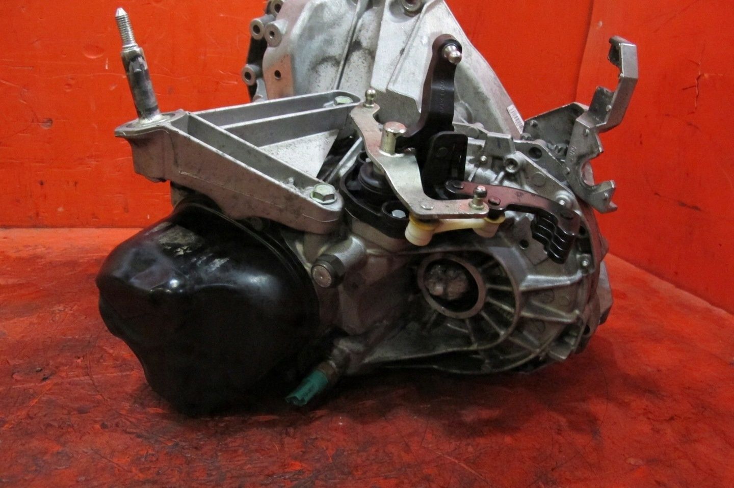NISSAN JUKE 1 I F15 1.6 16V HR16DE SKRZYNIA BIEGÓW MANUALNA JR5339
