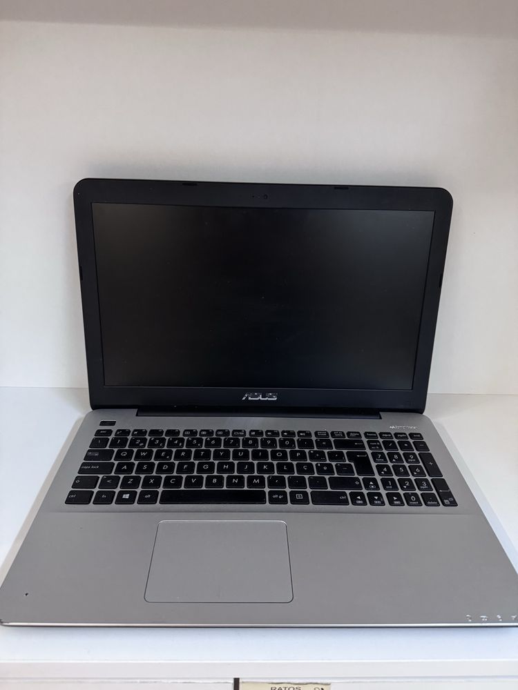 Portátil ASUS 8Gb RAM INTEL I7