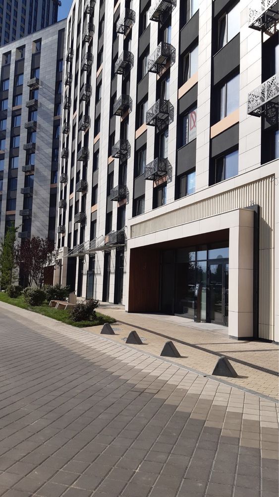 Теремки Заболотного 1А Метрополіс.  Новий ремонт  посуточно