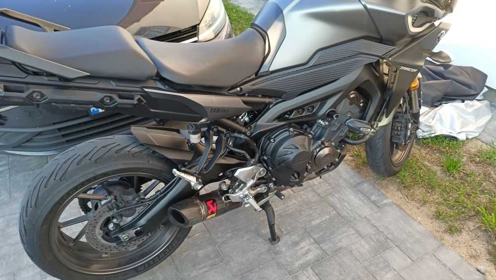 TRACER MT09 YAMAHA 2015 r. Akrapovic