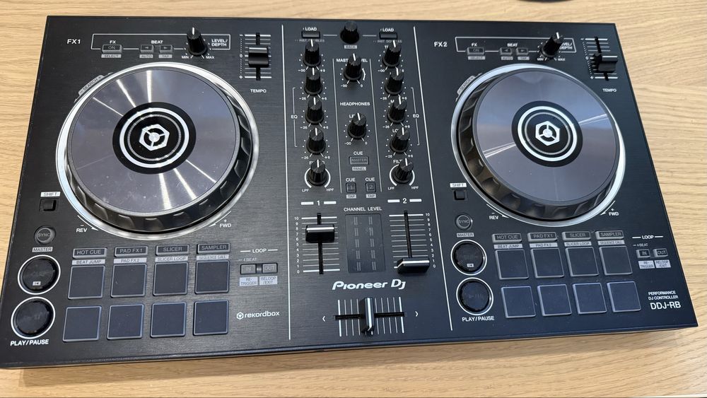 Konsola DJ Pioneer DDJ-RB