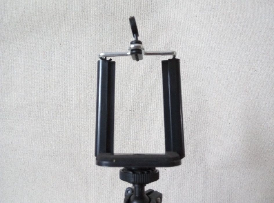 Штатив-осьминог с телефонной рамкой и гибкими ножками (универсальный).