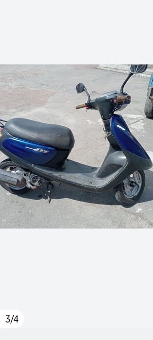 Скутер ямаха на номерах