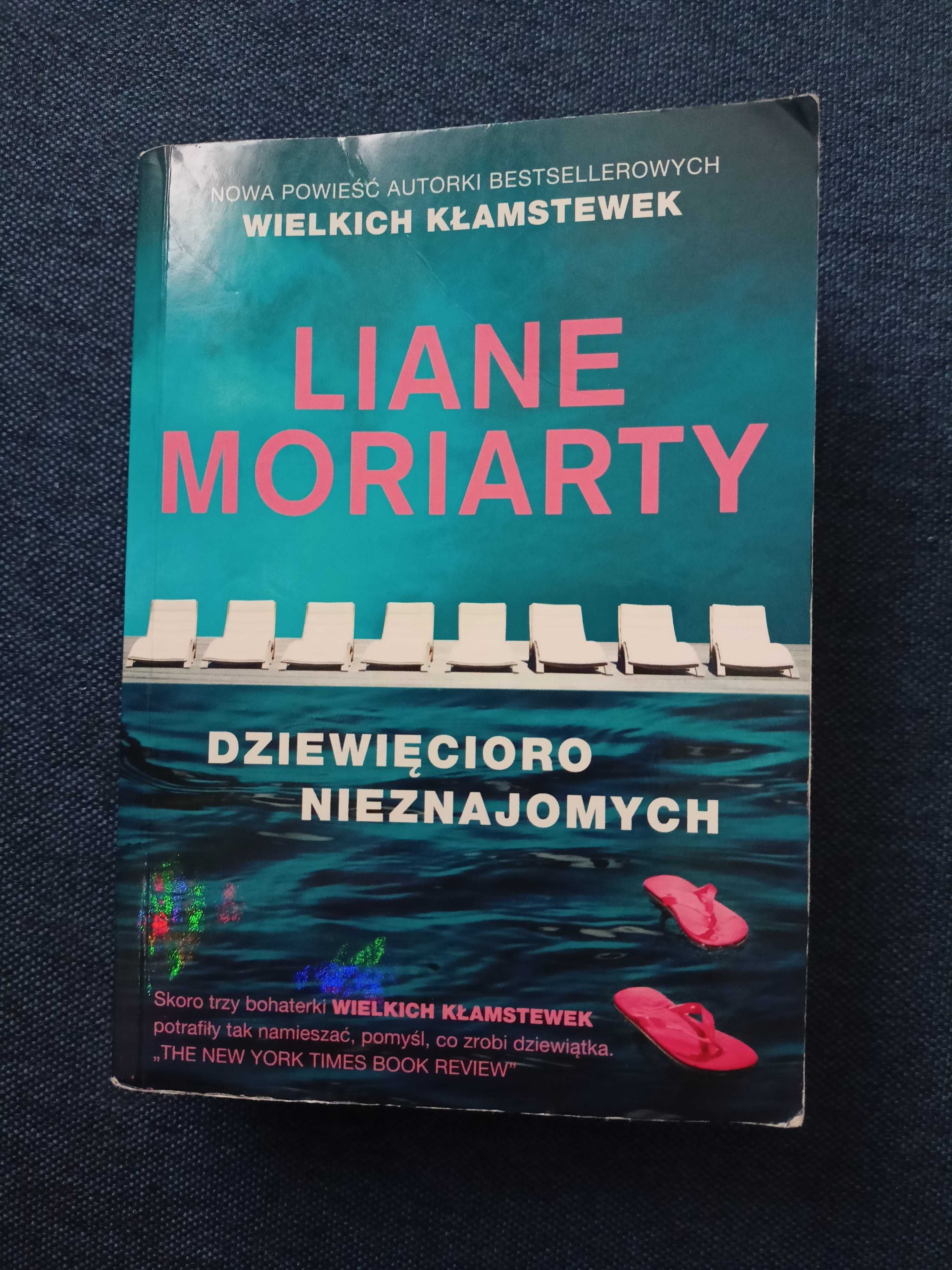 Dziewięcioro nieznajomych Liane Moriarty