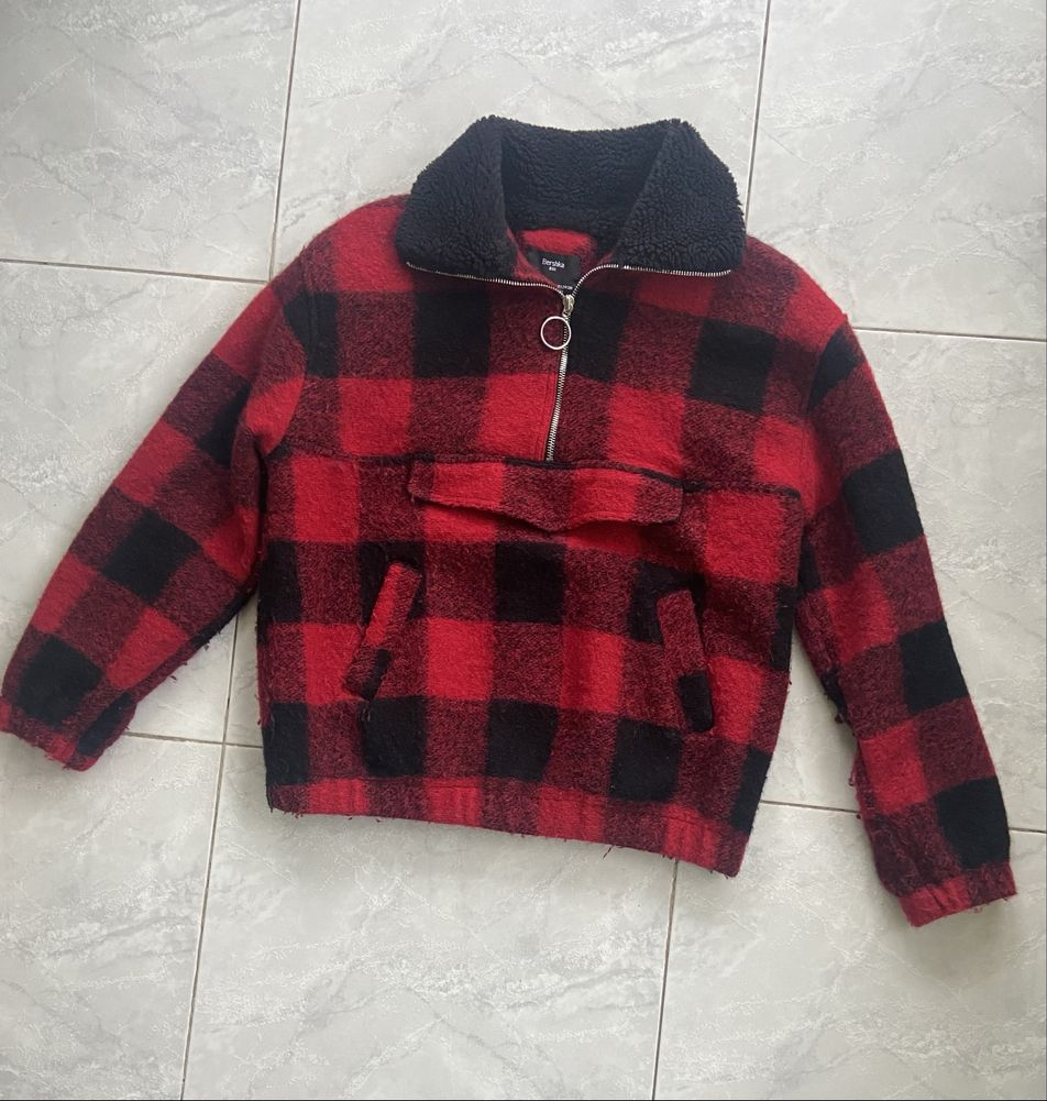 Camisola quadrados preto e vermelho