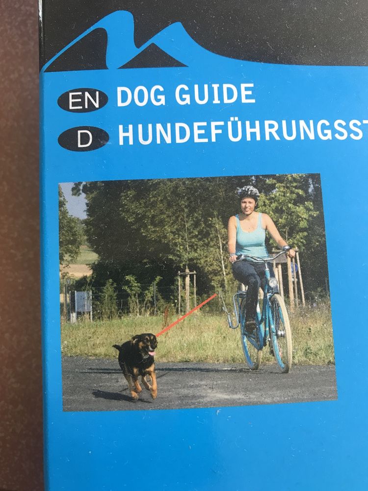 Lança para passear cão com a bicicleta