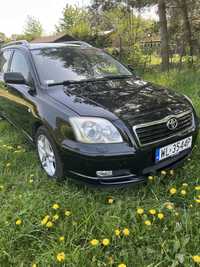 Toyota avensis 1,8benzyna kombi