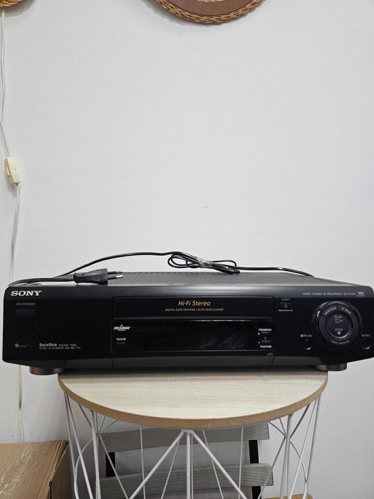Sony SLV-E720NC – magnetowid VHS Hi-Fi Stereo, sprawny