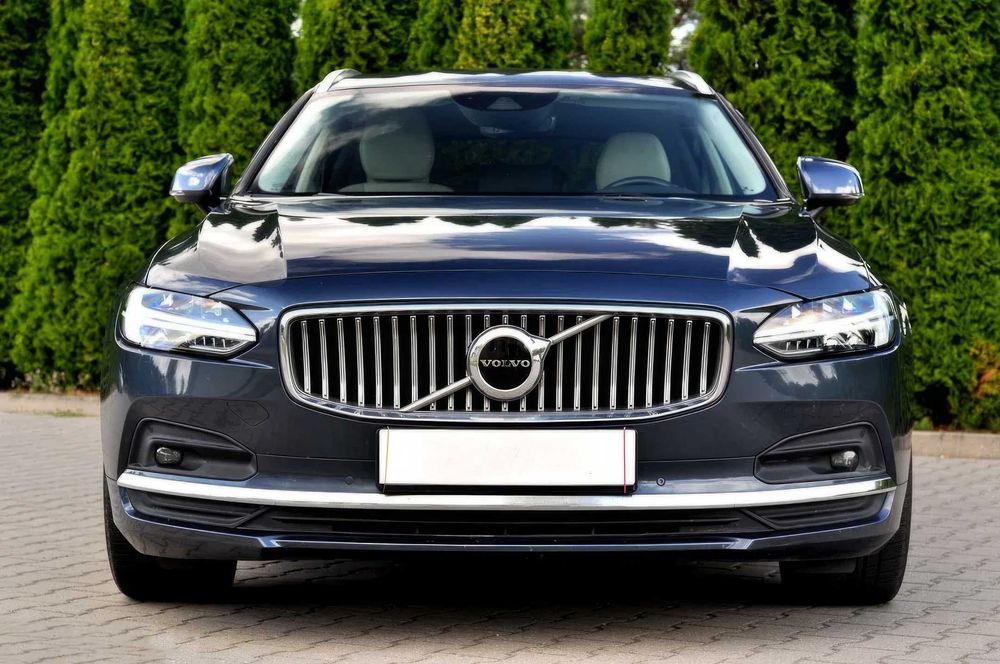 Volvo V90 D4 Geartronic Inscription      2021