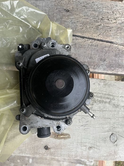 Продам помпу від Mersedes ML 166 мотор ОМ 161