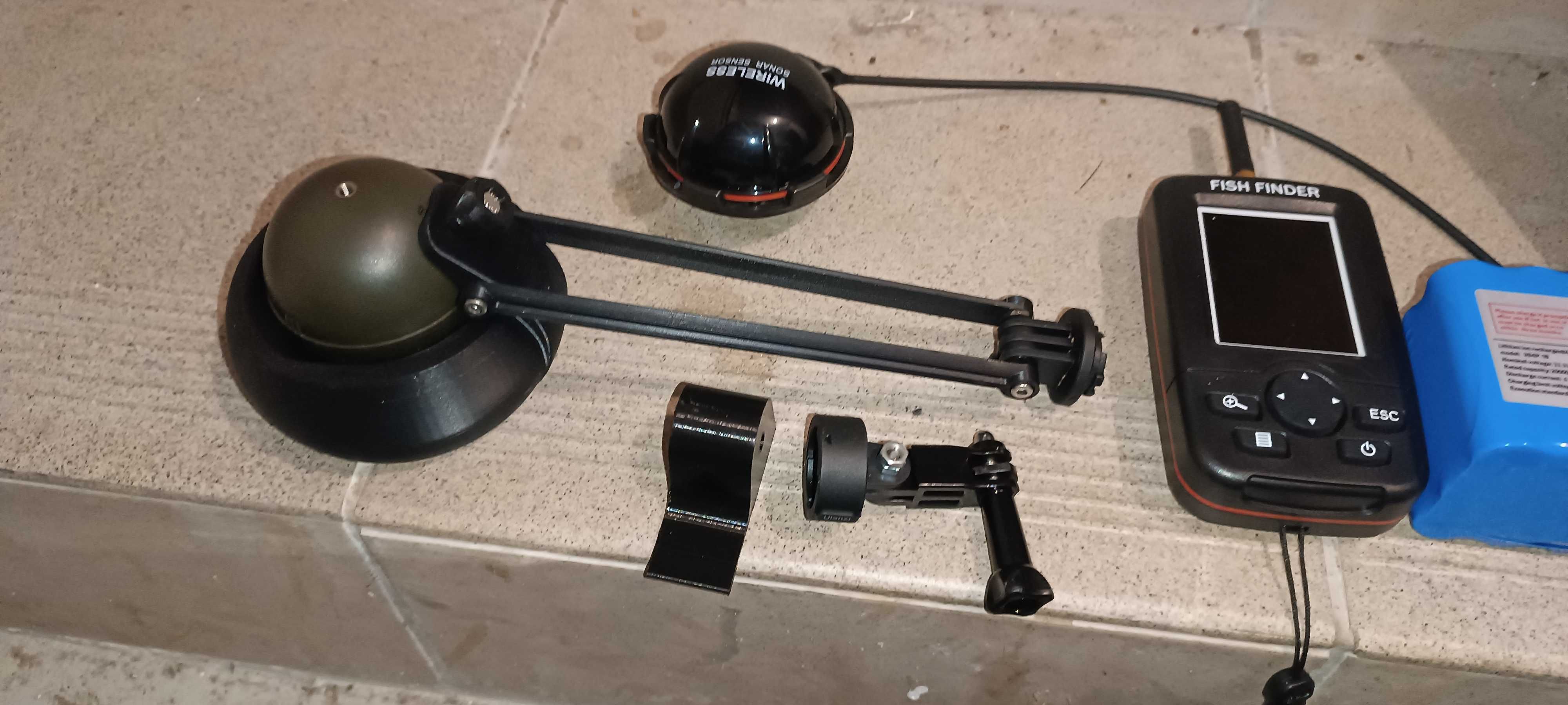 Łódka zanętowa wędkarska Flytec v030 deeper chirp +3