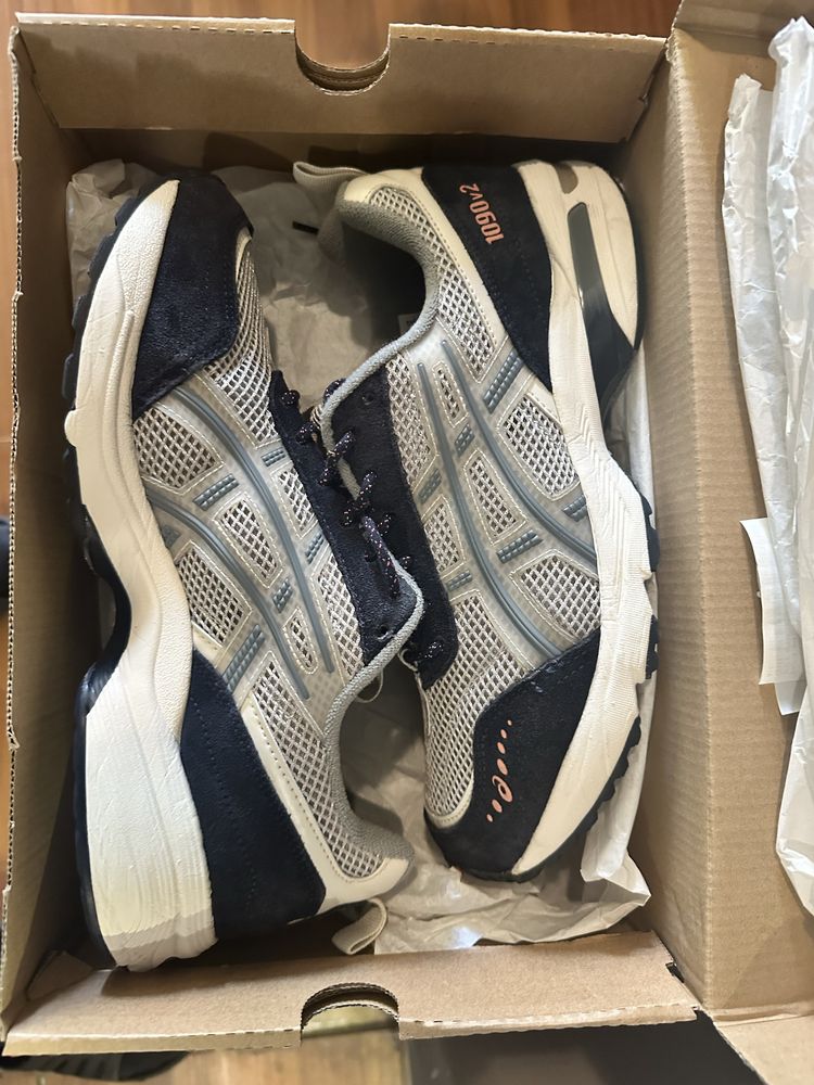 Asics GEL-1090v2 mid grey 1203A224-021 кросівки асікс гель
