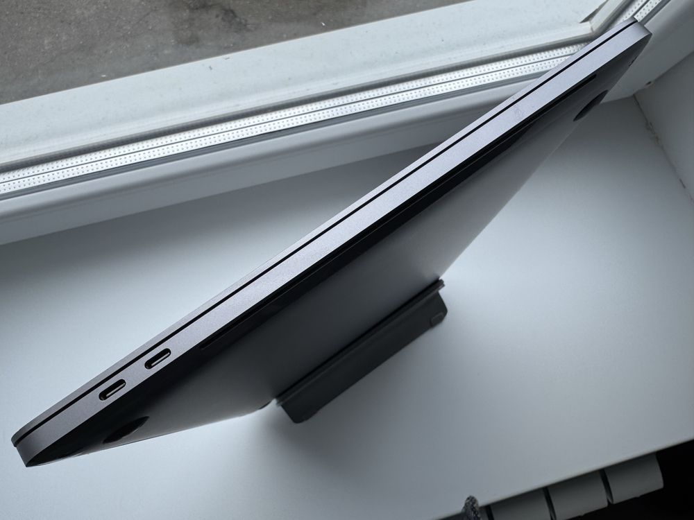 Apple MacBook Pro 16 i7/2.6/16gb/512gb 88%