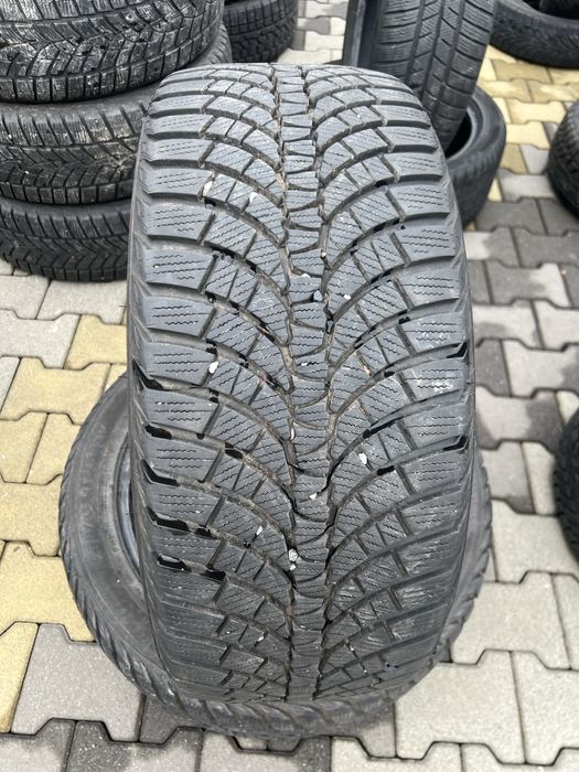 255/45/18 шини стан нових