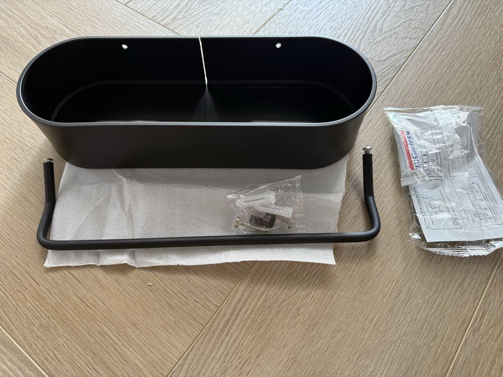 Półka łazienkowa wieszak na recznik 2 w 1 30cm