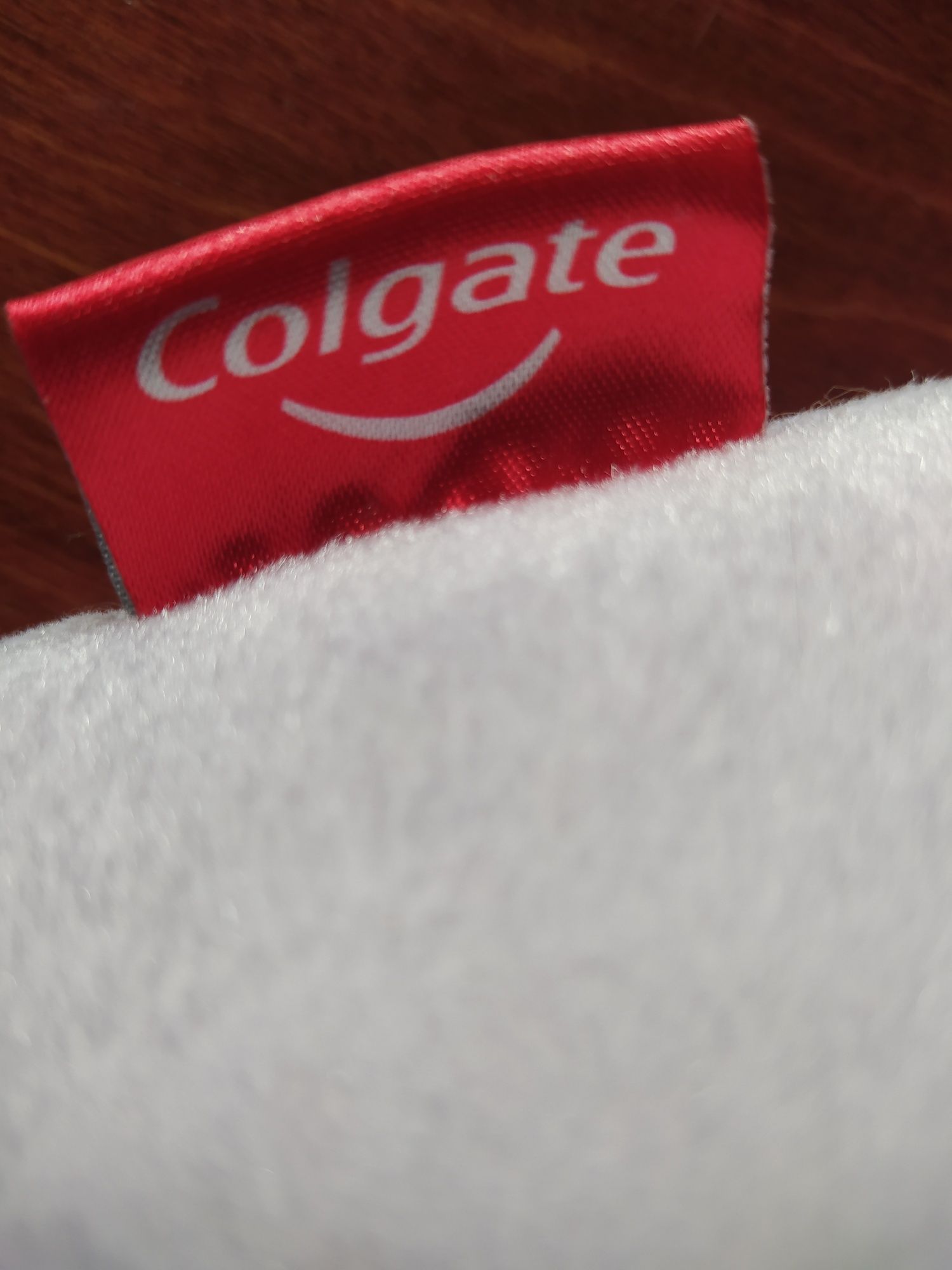 Подушка-подголовник - Colgate