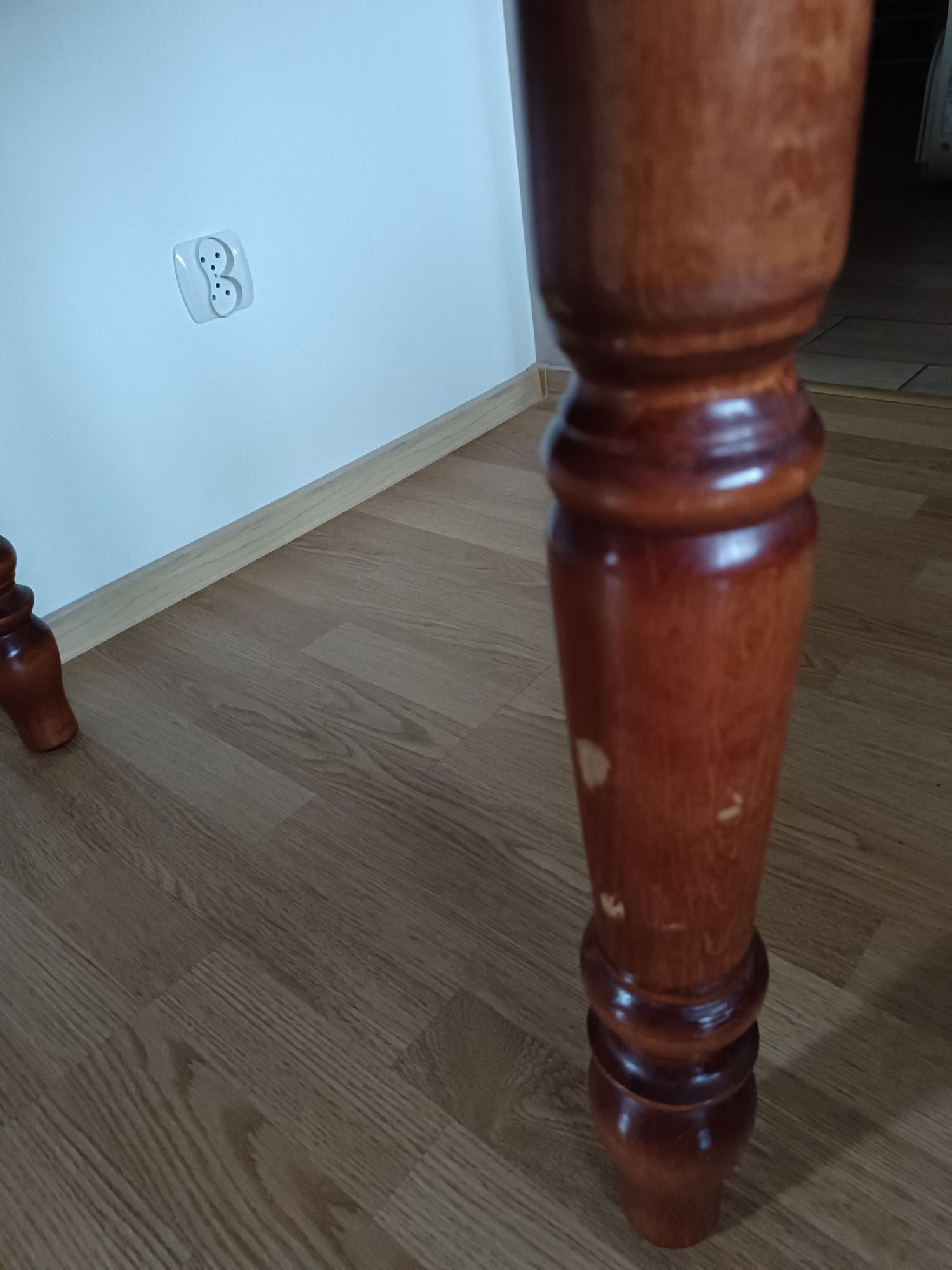 Stół rozkładany używany