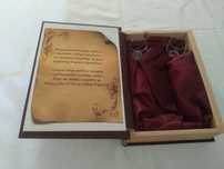 Подарунковий набір у вигляді книги