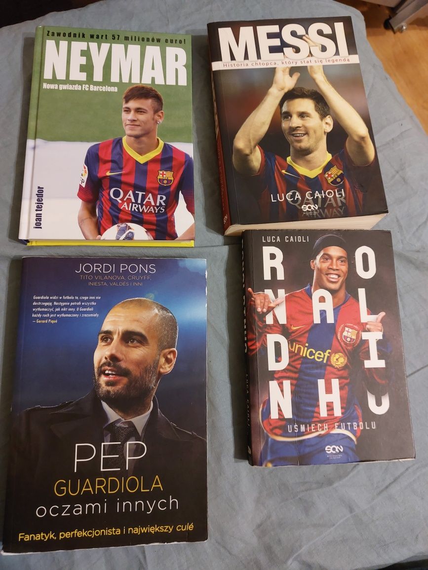 Zestaw książek piłkarskich idealny dla każdego fana futbolu