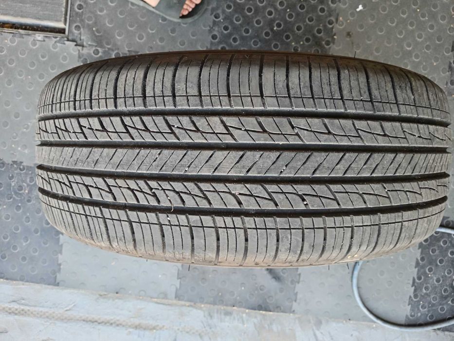 Шина Kumho Grugen hp71 235/50 R20