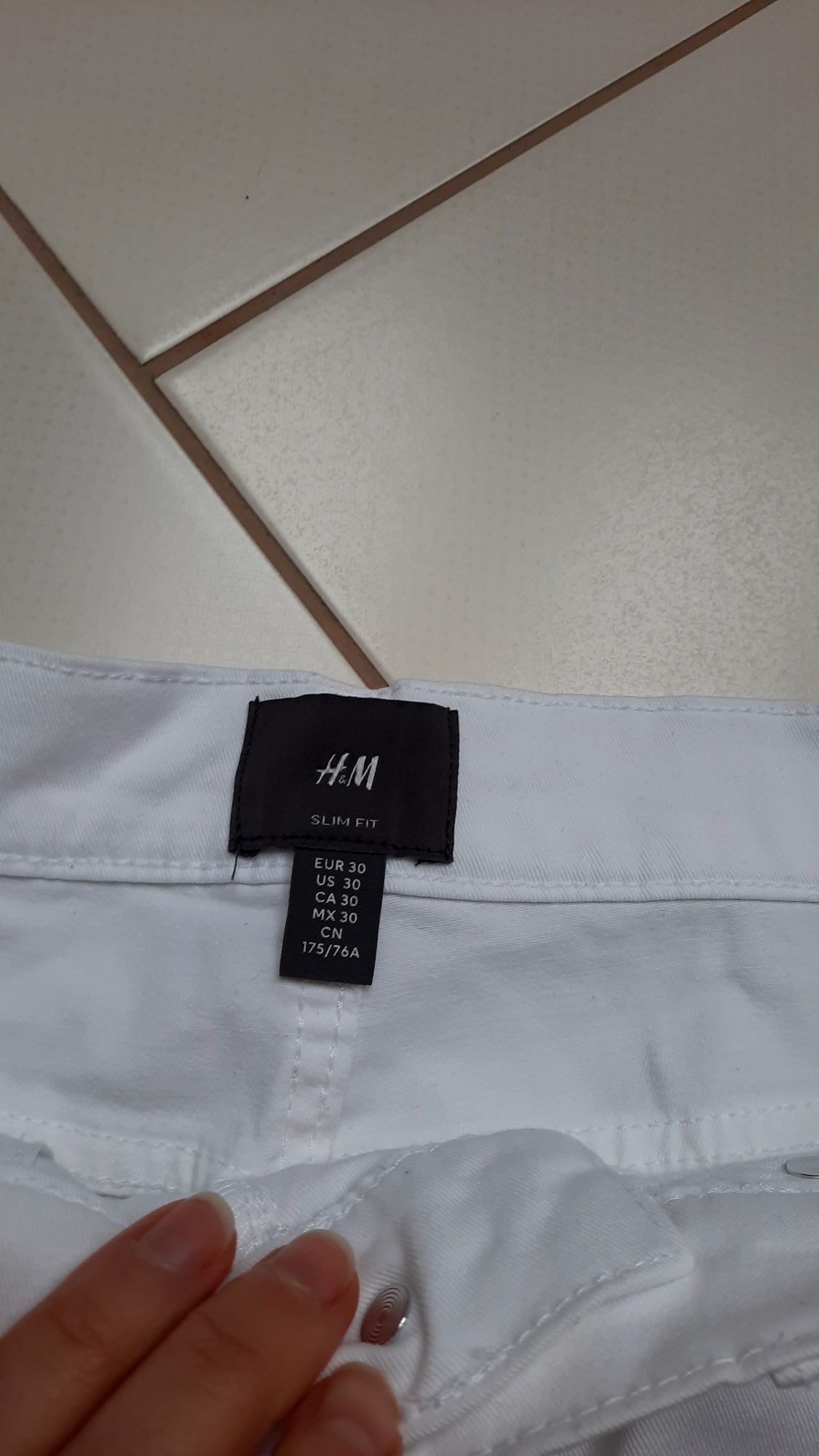 H&m szorty krótkie spodenki białe EUR 30