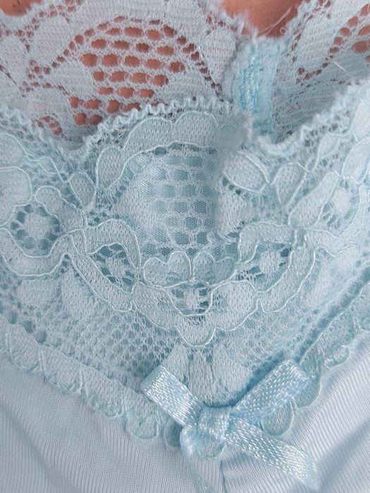 Majtki damskie z koronką rozmiar 38/40 M firma Primark