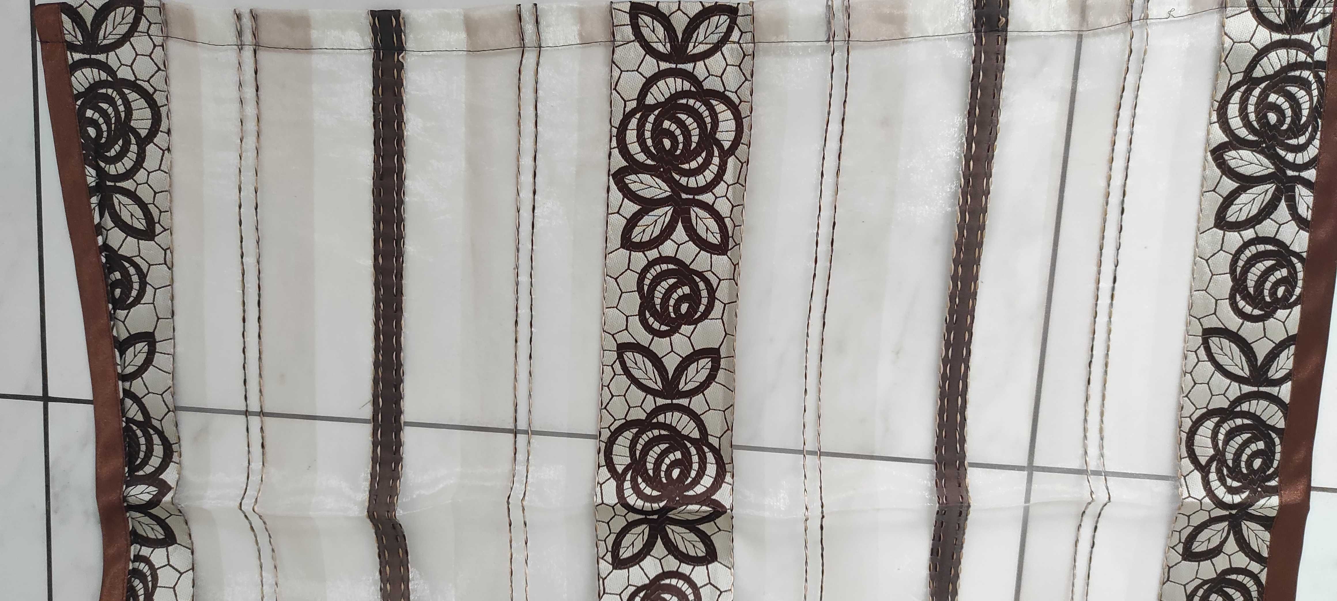 Firanki. 4 szale 88 cm x 238 cm.