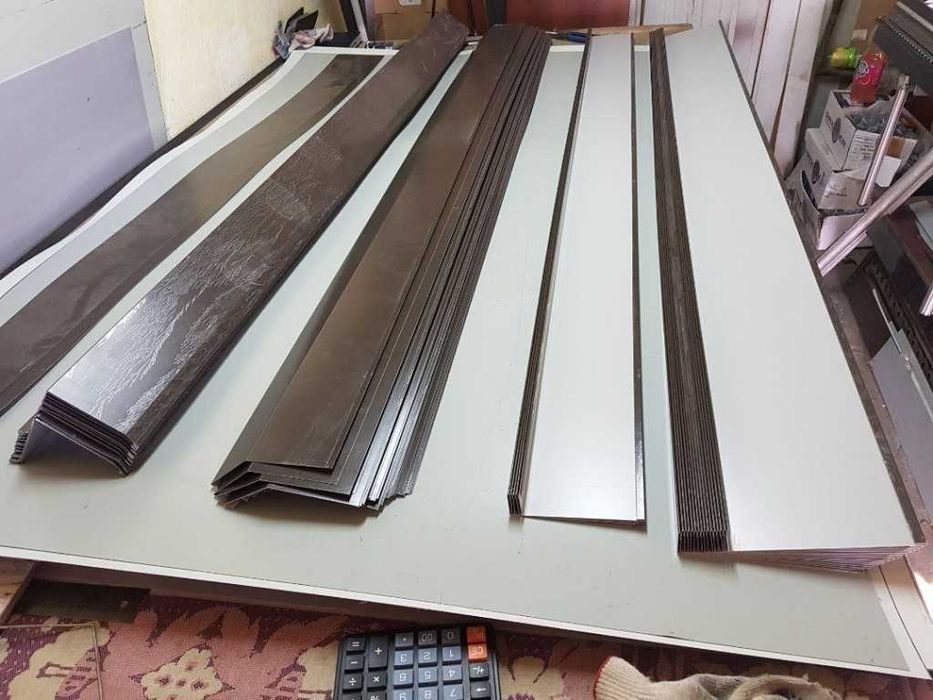 Отливы, коньки, капельник и другие изделия из жести. Є відновлення