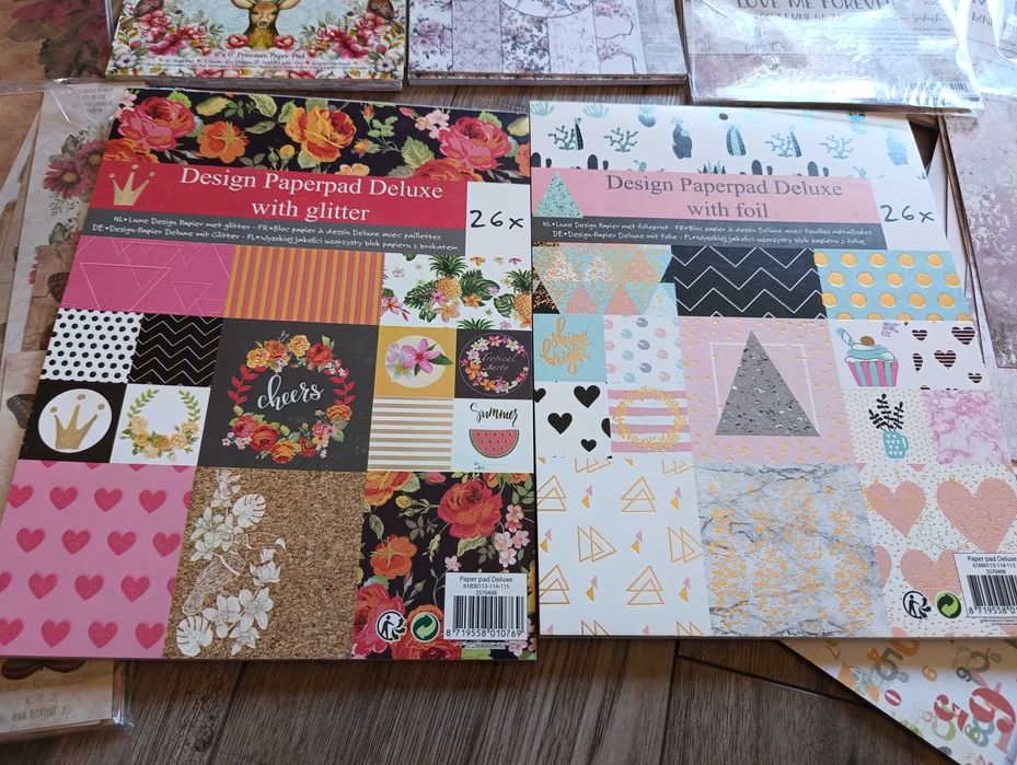 Papiery do scrapbookingu