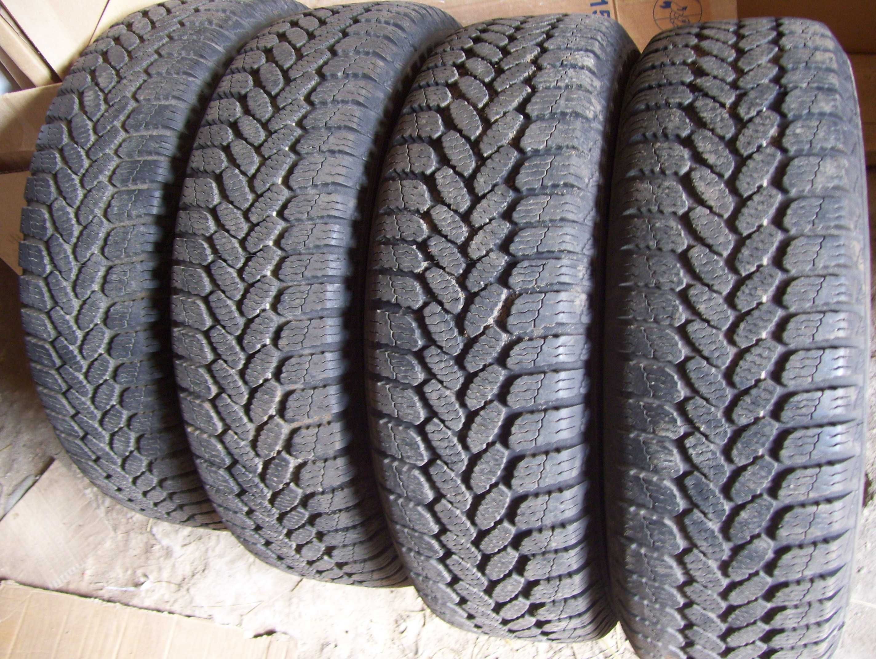 Komplet Opony Zimowe Frigo 2 Dębica 165/70 r13 M+S 79T