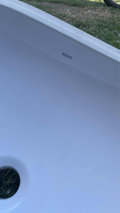 Umywalka podblatowa kolo 55x40 variform