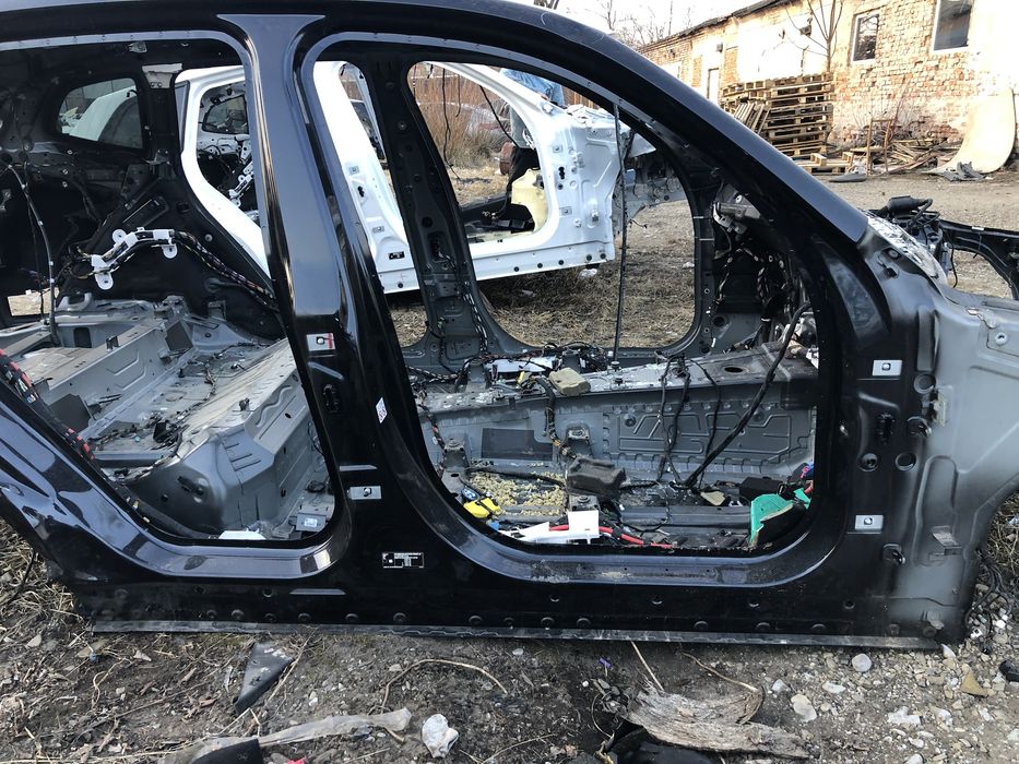 Поріг правий BMW iX3 G08 колір 416 2020-