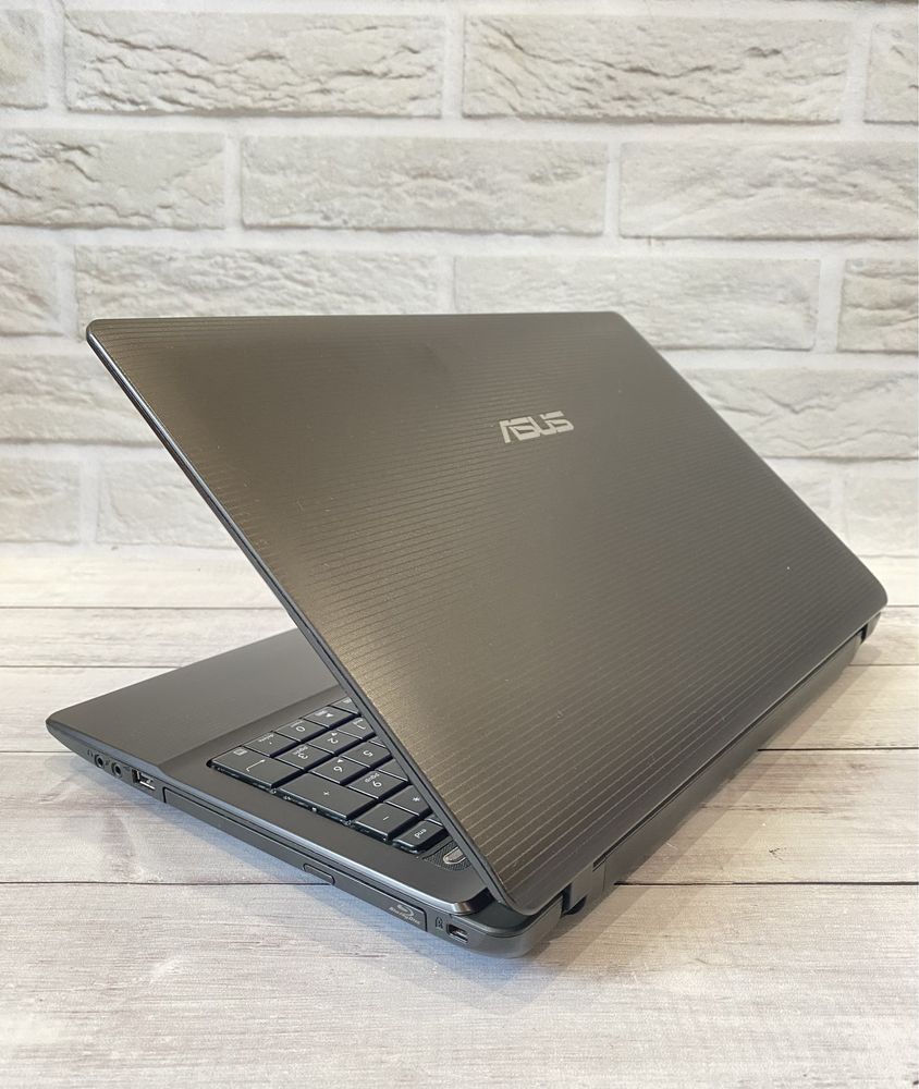 Ігровий ноутбук Asus X53T 15.6’’ AMD A6-3420M 8GB ОЗУ/ 500GB HDD r1513