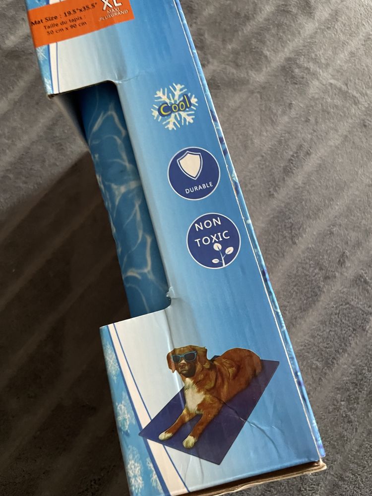 Nowa Mata chłodząca dla psa XL 50 cm x 90 cm niebiesko biała legowisko