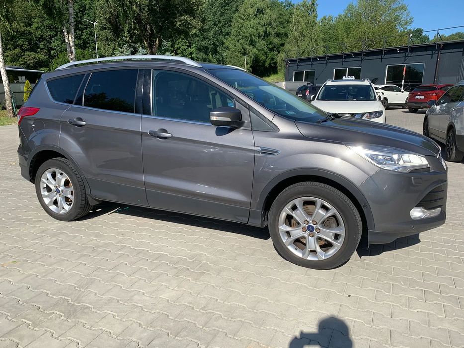 Ford Kuga Titanium 2,0 4WD Powershift