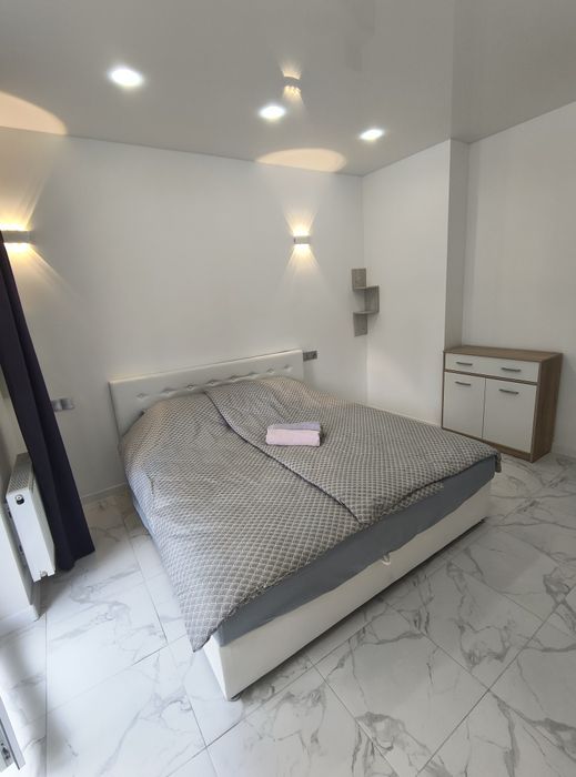 Простора квартира Gray, подобово ЖК Сіті-Парк, новобудова, центр міста