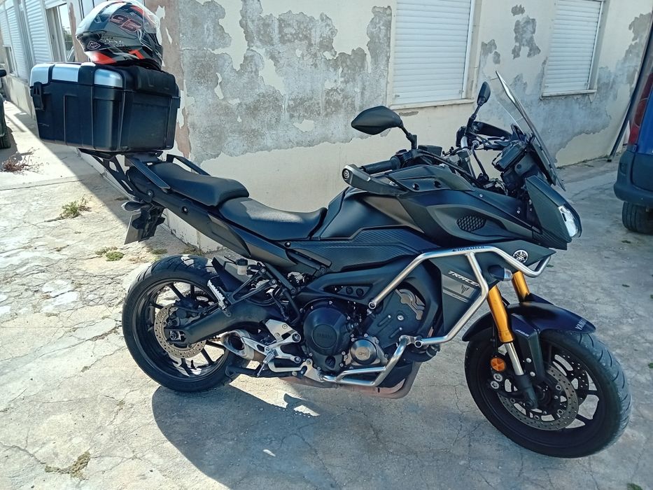 Vendo Yamaha traser 900