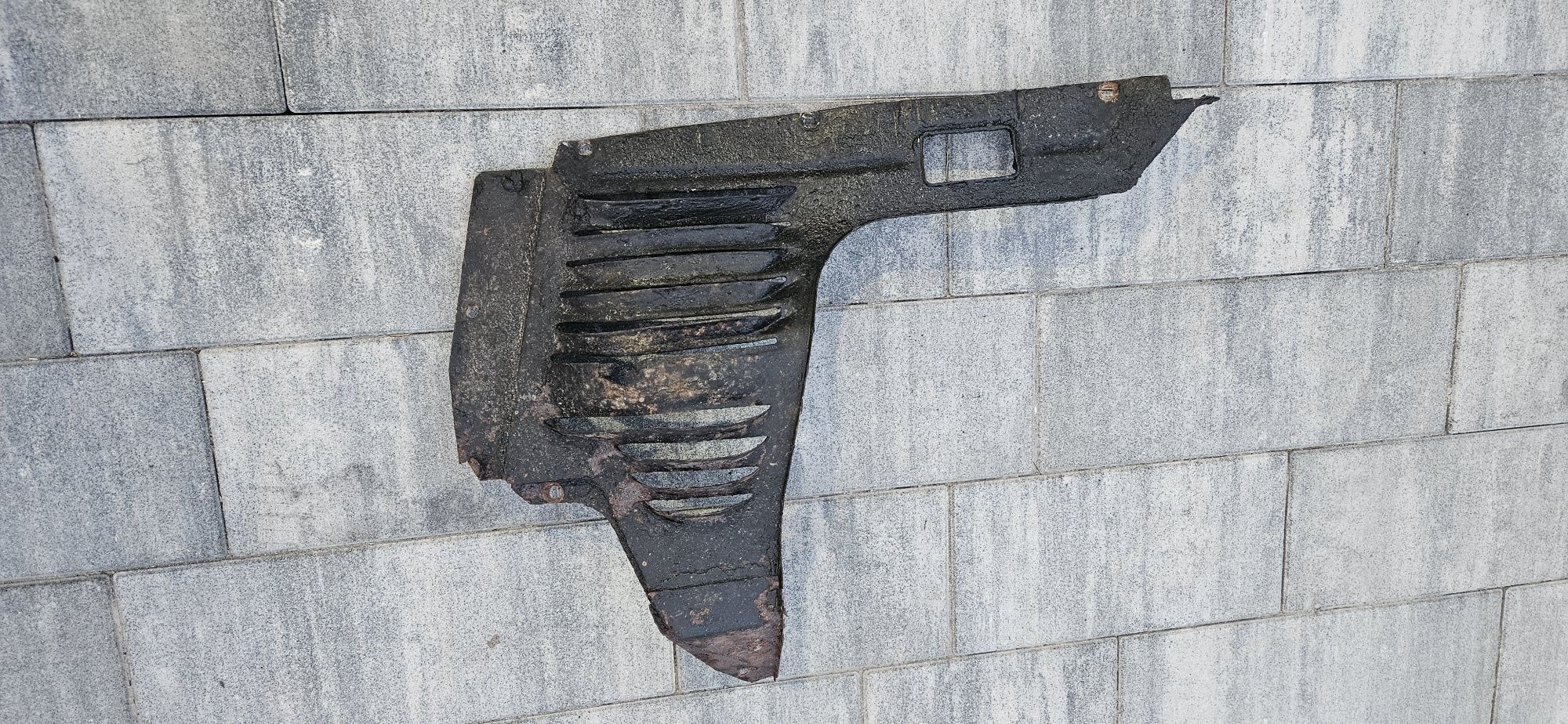 Osłona silnika gitara fiat 126p