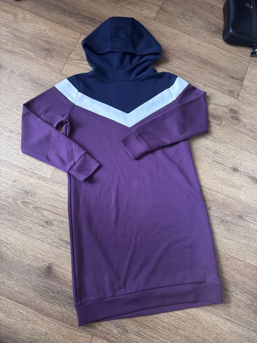 Спортивна сукня жіноча