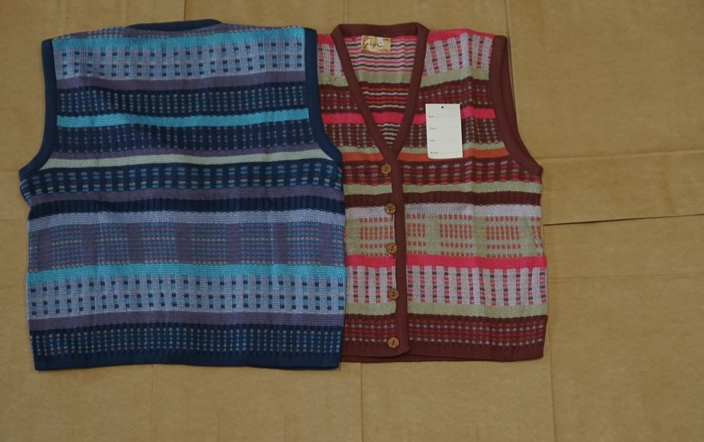 Coletes sem mangas matizados várias cores