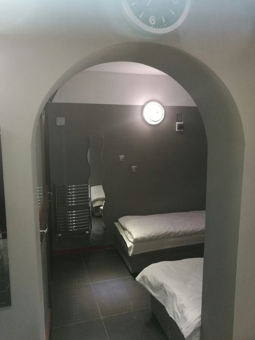 25 zł/os/doba Kwatery noclegi pracownicze apartamenty hostel pokoje wc