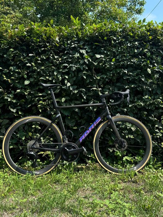 Карбоновий шосейний велосипед Adris le performance 105 di2 12s 56 (L)