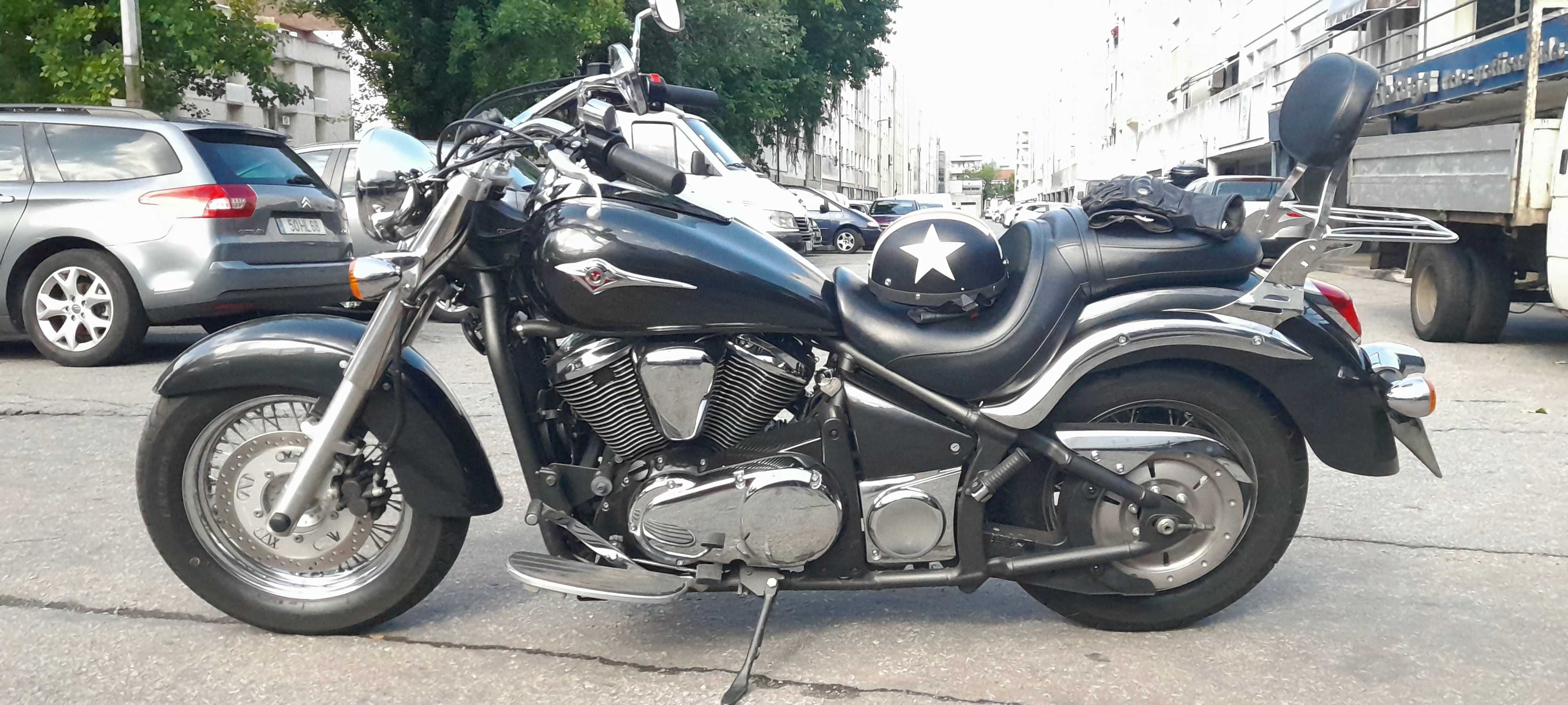 Kawasaki vulcan 900 classis