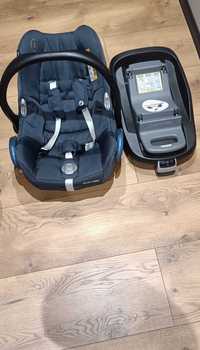 Maxi Cosi Cabriofix z bazą Familyfix