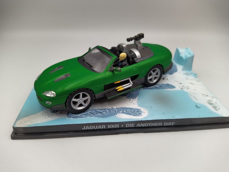 Jaguar XJR James Bond collection Eaglemoss 1:43