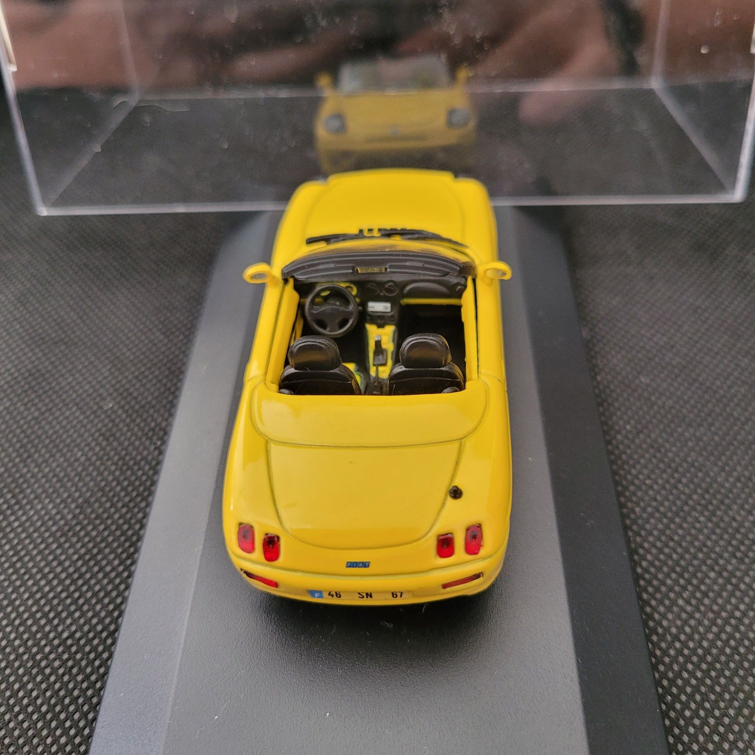 Carro miniatura Fiat